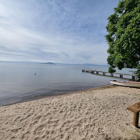 Lake Haven - On The Lakefront Hamurana エクステリア 写真