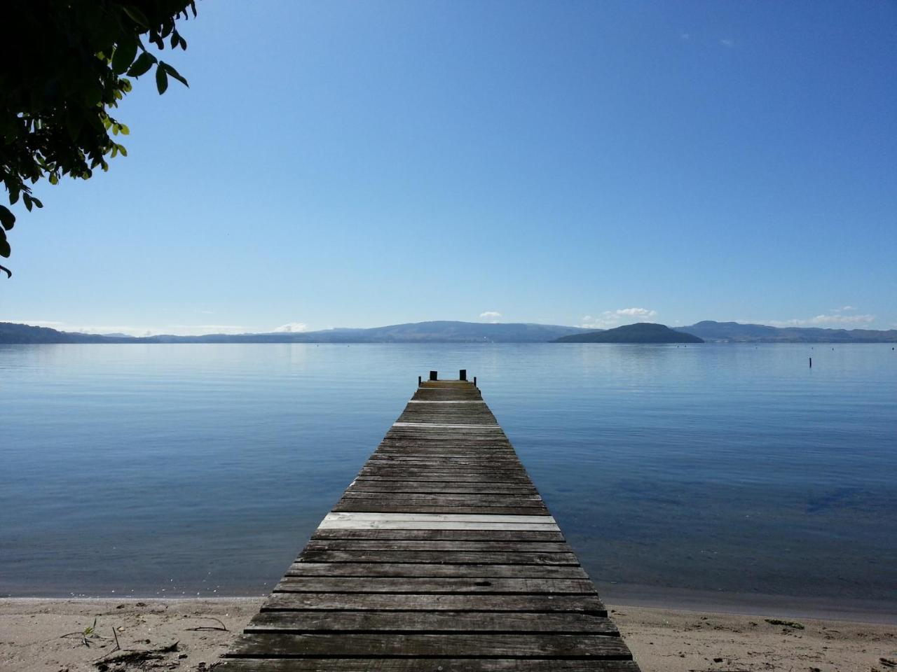 Lake Haven - On The Lakefront Hamurana エクステリア 写真